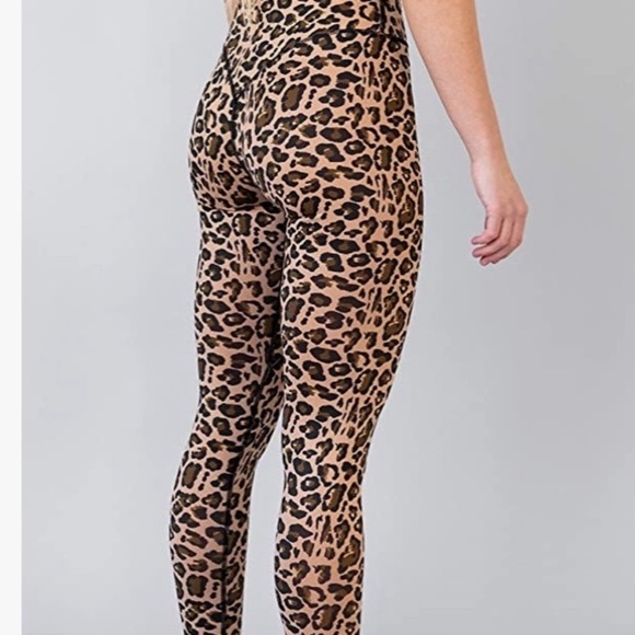 High Waisted Soft Leggings 7/8 Length Seamless Waistband Pattern Leggings - Picture 2 of 6